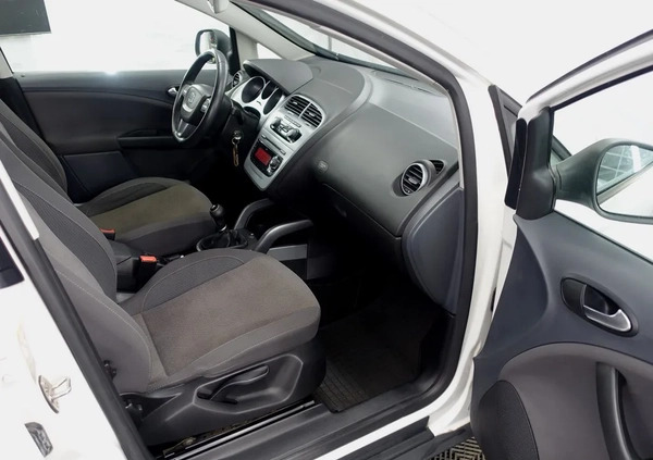Seat Altea XL cena 19900 przebieg: 217000, rok produkcji 2010 z Konin małe 742